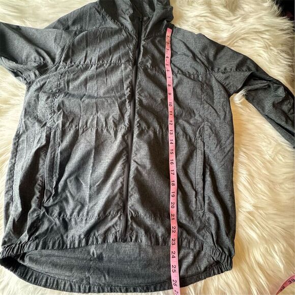 Isaora Men's Gray Packable Lightweight Shell Jacket Windbreaker Rain Hooded S - Picture 8 of 11